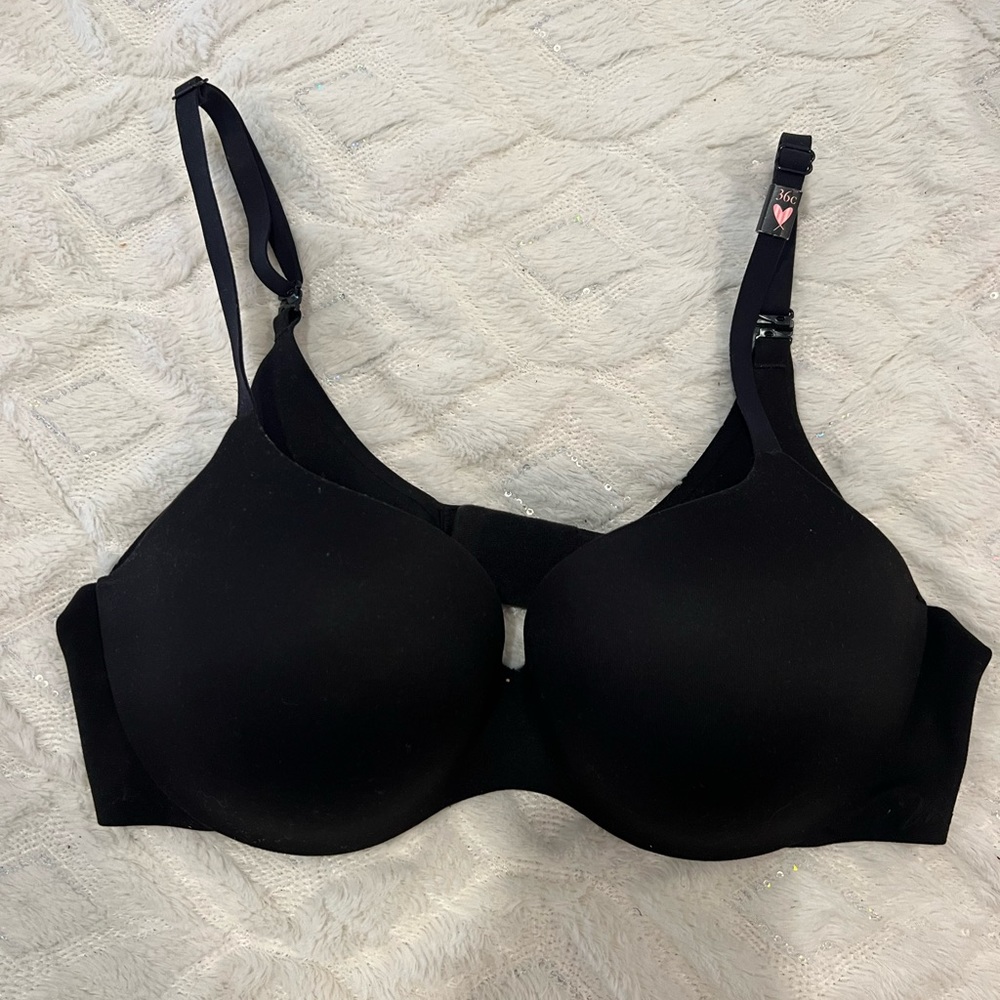 Brand new Victoria Secret Bra 36c